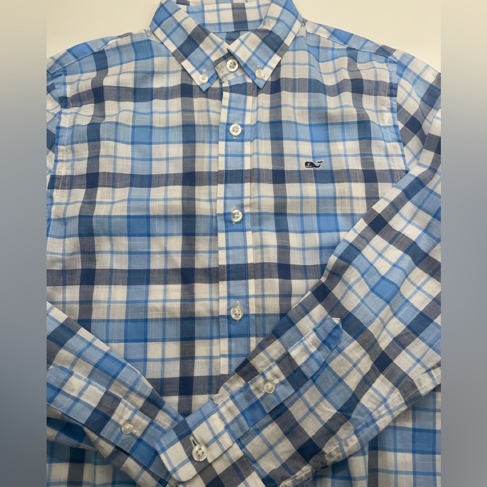Vineyard Vines Boys button down shirt